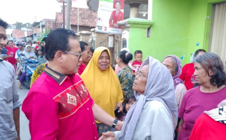 Prof Rokhmin Disambut Meriah Saat Pulang Kampung, Warga Desa Nelayan Gebang Mekar: Putra Cirebon Timur Selalu di Hati