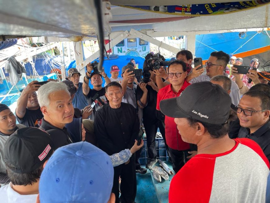 Ngariung dengan Ribuan Nelayan Indramayu, Prof Rokhmin Optimis Ganjar-Mahfud Menang di Jabar