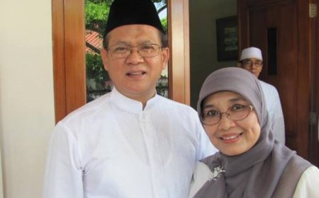 Kisah Cinta Sang Aktivis,  Begini Pengakuan Istri Prof.Rokhmin Dahuri