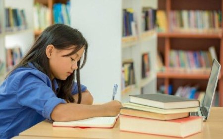 Program Makan Siang Gratis,  Bisa Berdampak Mahalnya Biaya Pendidkan