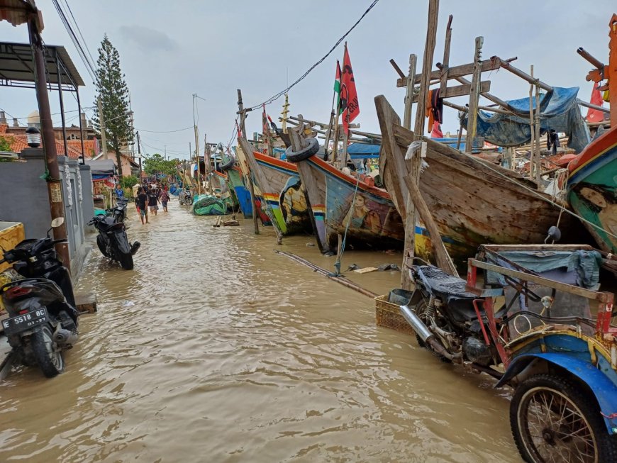 Prihatin Banjir di Cirebon, Prof Rokhmin Tawarkan Jurus Jitu