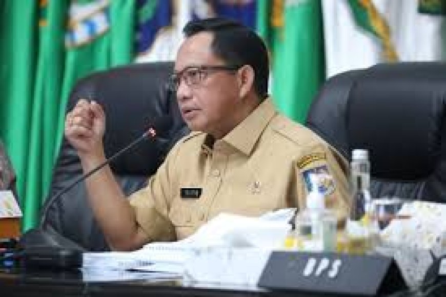 Mendagri : Kepala Daerah Pecepat Regulasi THR dan Gaji Ke-13