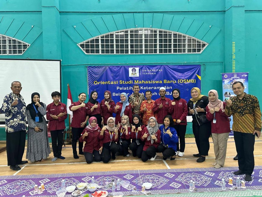Direktur UT Medan: Selamat kepada 158 Mahasiswa UT Kuala Lumpur, Wujudkan Mimpi Jadi Sarjana