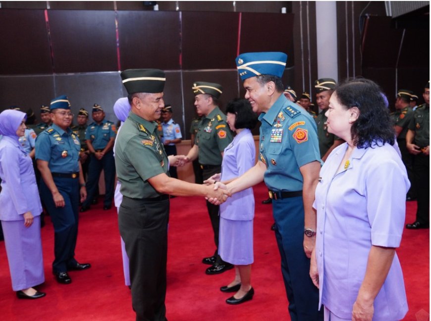 19 Perwira Tinggi TNI Resmi Naik Pangkat, Ada Kabais hingga Sesjen Wantannas