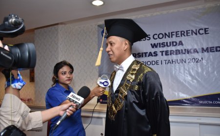 Siap Berikan Sumbangsih Terbaik, 428 Mahasiswa UT Medan Jalani Prosesi Wisuda
