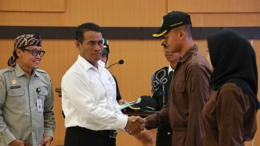 Menteri Pertanian Amran Lepas Ribuan Mahasiswa Polbangtan