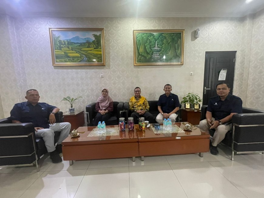 Tingkatkan Penguatan Kerja Sama Pendidikan, Wakil Bupati Nias Barat Kunjungi UT Medan
