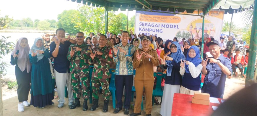 UT Medan Deklarasikan Desa Tanjung Rejo sebagai Model Kampung Cerdas