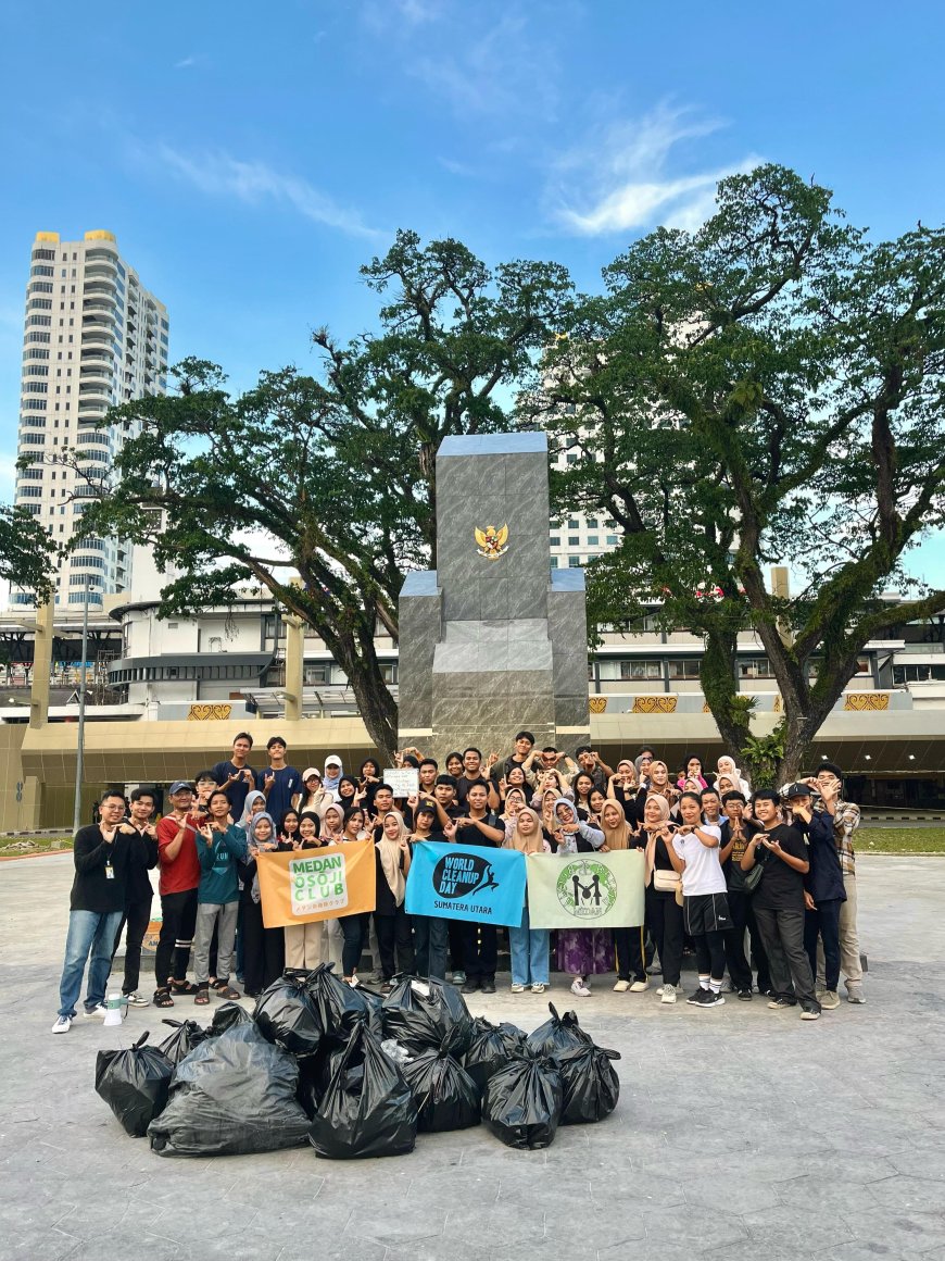 Semangat Mahasiswa UT Medan Bersihkan Kota di Word Clean Up Day