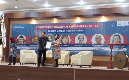 KIK Ke-34 Resmi Dibuka: HISKI Tekankan Sastra sebagai Inspirasi Perubahan Sosial