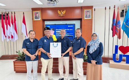 Perkuat Silaturahmi, UT Medan Gelar Halalbihalal Sekaligus Pelepasan Purna Tugas