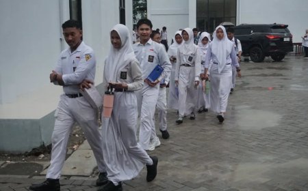 Gen Z Enggan Memilih Jadi Guru, Namun Anggap Jadi Konten Kreator Pendidikan Lebih Menarik