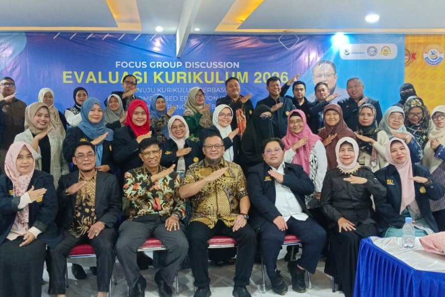 UPS Bekasi  Gelar FGD Evaluasi Kurikulum 2026: Strategi Menuju Akreditasi Unggul Berbasis OBE