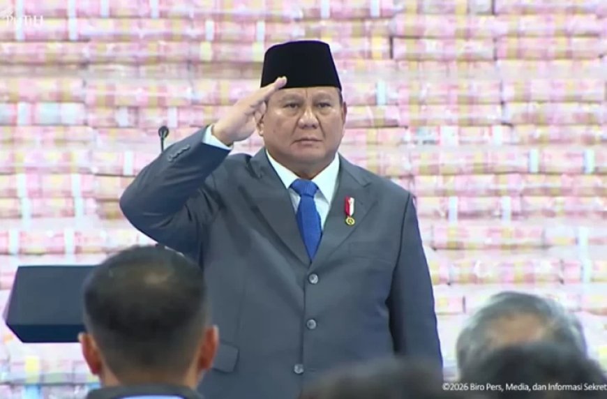 Prabowo Beri Hormat ke Satgas PKH, Tegaskan Siap Berjuang Demi Rakyat