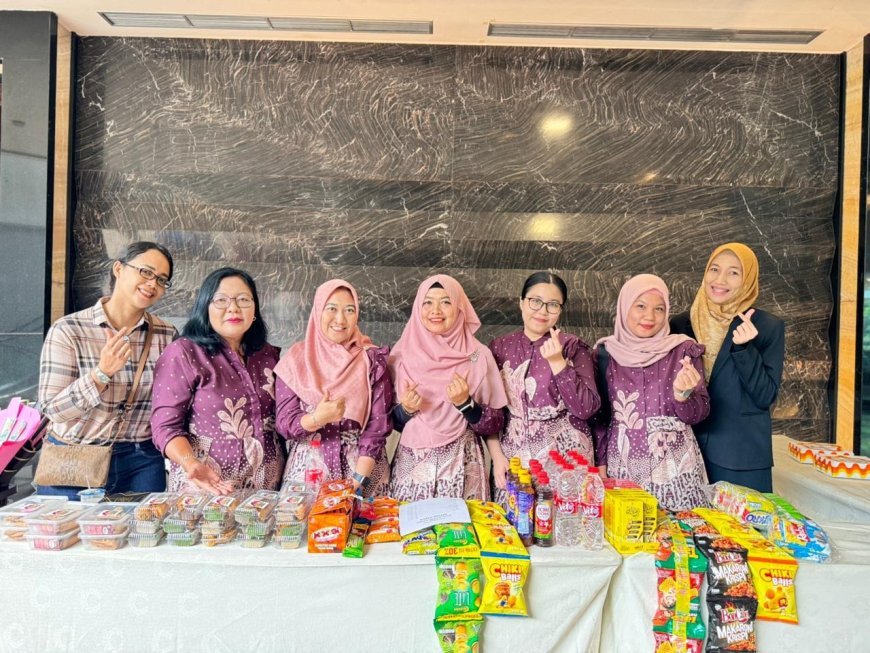 Semarak Bazar DWP Warnai Momen Wisuda Daerah UT Medan