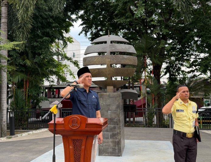 Teguhkan Komitmen terhadap Nilai-Nilai Kebangsaan, UT Medan Gelar Upacara Bendera Peringati Hari Lahir Pancasila