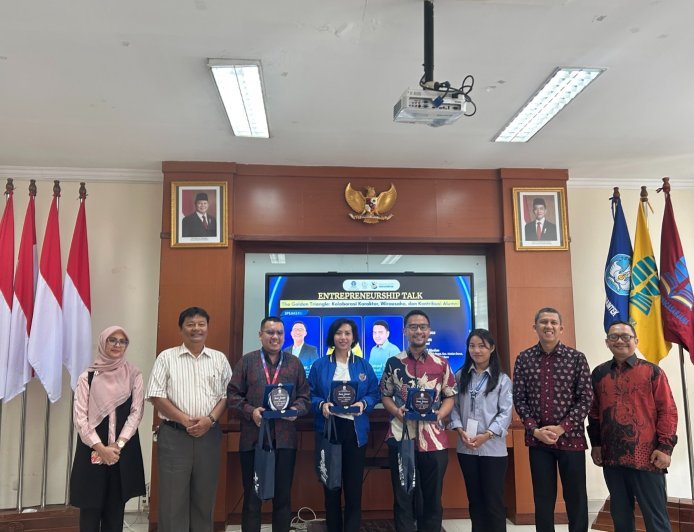 Ormawa UT Medan Sukses Gelar Entrepreneurship Talk "The Golden Triangle"