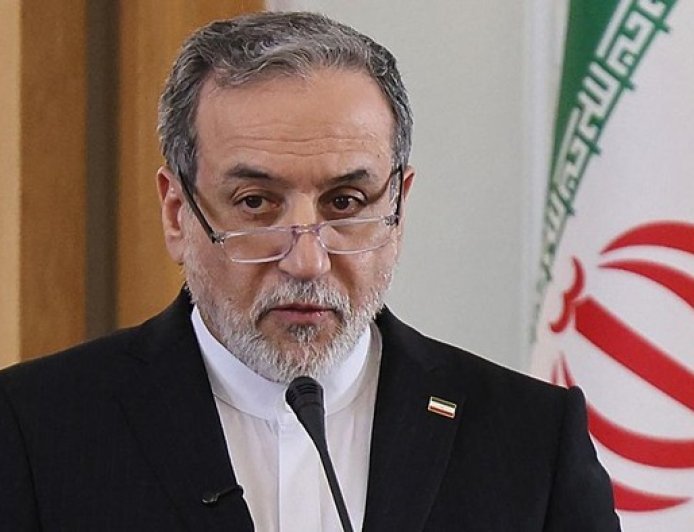 Iran kepada AS: Anda Tak Bisa Mengancam Kami, Ini Bukan Venezuela