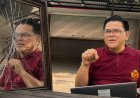 WAJAH BURUK, CERMIN YANG DIBELAH